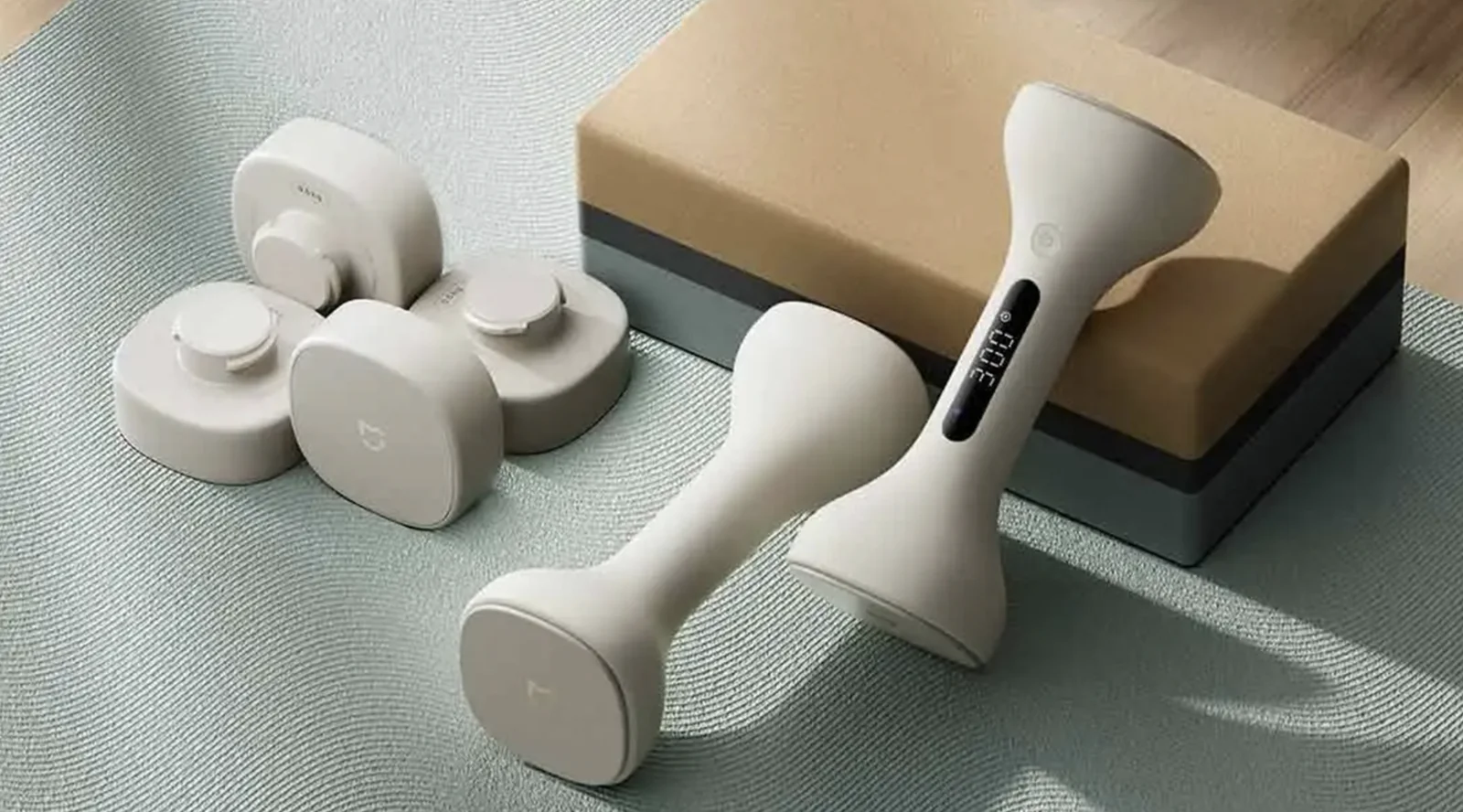Новое слово в технологиях фитнеса: умные гантели от Xiaomi
