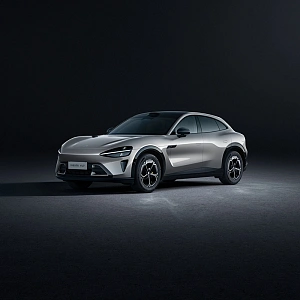 Xiaomi YU7 Max Titanium Silver